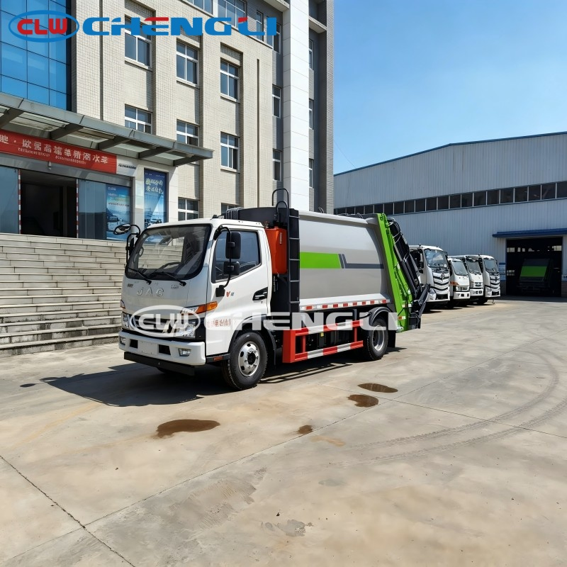 Camion della spazzatura JAC 8m³ Compattatore di rifiuti a caricamento posteriore con sollevatore per contenitori in vendita pictures & photos
