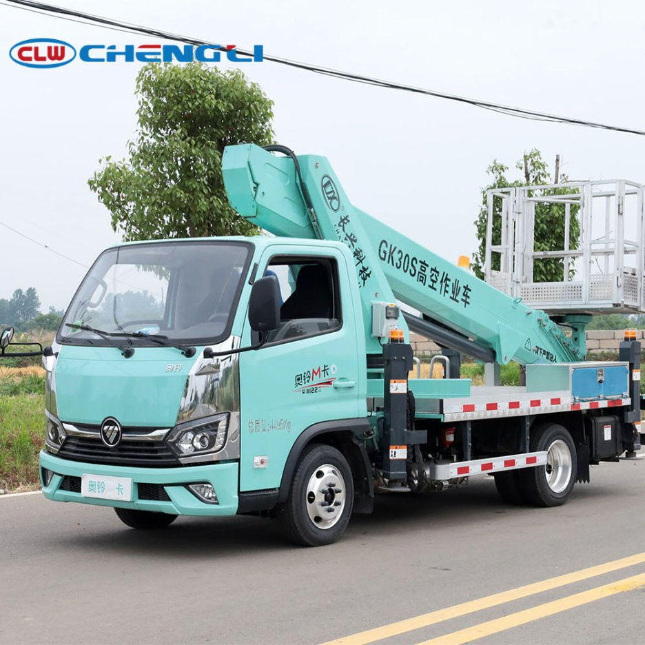 Foton Chinos Easy Operation Aerial Work Platform Vehicle Articulated Boom Lift Lorry Camion Nacelle pictures & photos