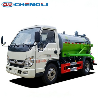 2000liters Small-Duty Facal Vacuum Pump Spetic Truck 4X2 Foton Efficient Flood Drainage Oil Sludge Suction Truck Cheap for Sale pictures & photos