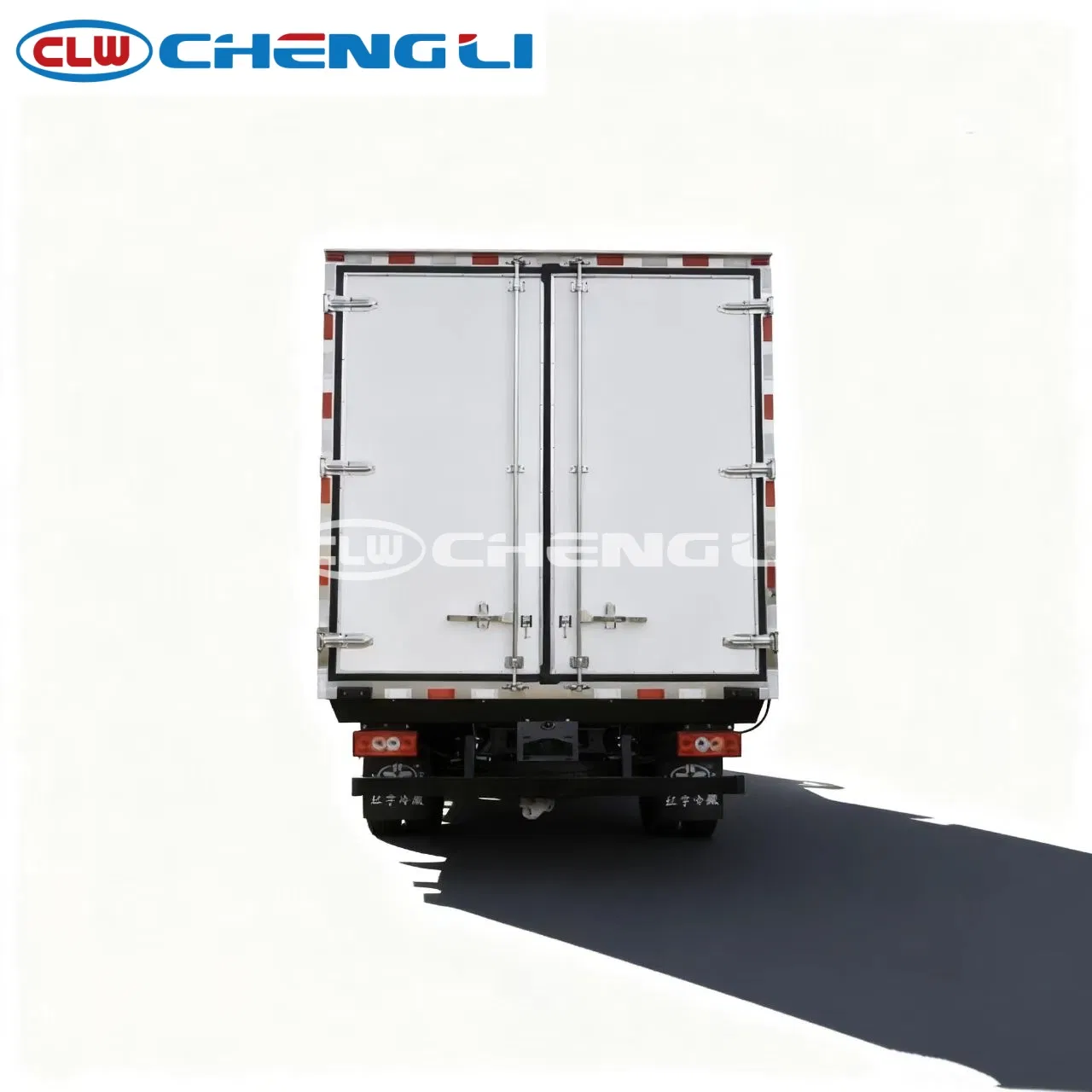 New Sinotruk HOWO 8 Tons Refrigerator Truck 4X2 Freezer Cargo Box Truck for Food Transport pictures & photos
