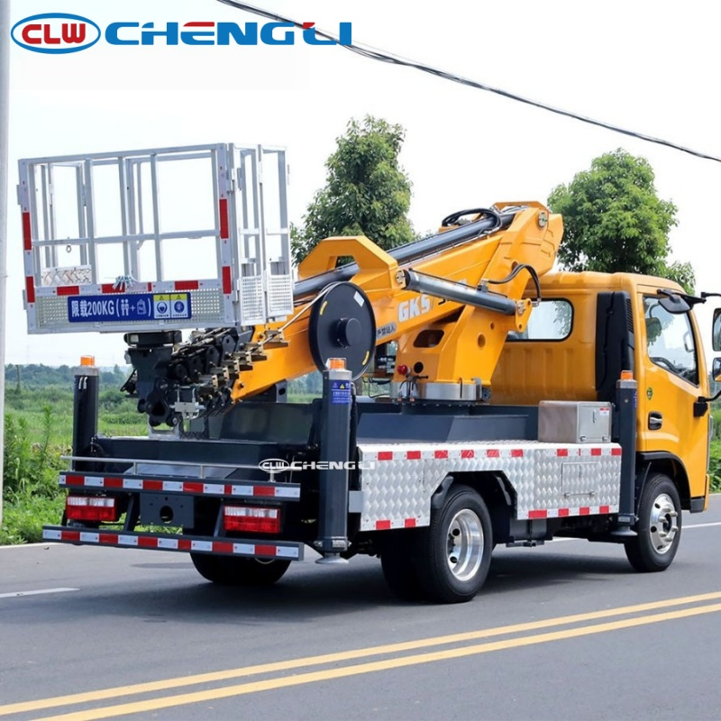 Versatile Aerial Work Platform Jmc Articulated Arm Aerial Bucket Cherry Picker Truck Camion Nacelle pictures & photos
